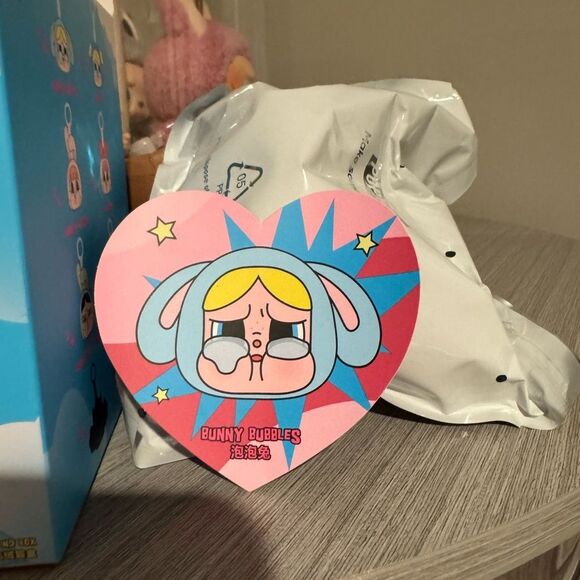 Pop Mart Crybaby Powerpuff Girls Vinyl Face Plush - Bunny Bubbles - Picture 2 of 5